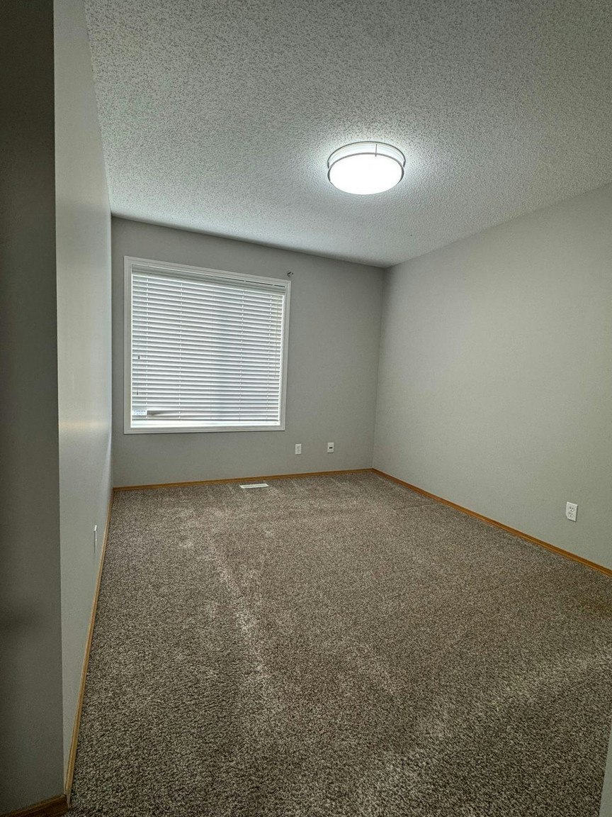 671 Taradale Drive Northeast, Calgary, AB, T3J 4W1 - 11