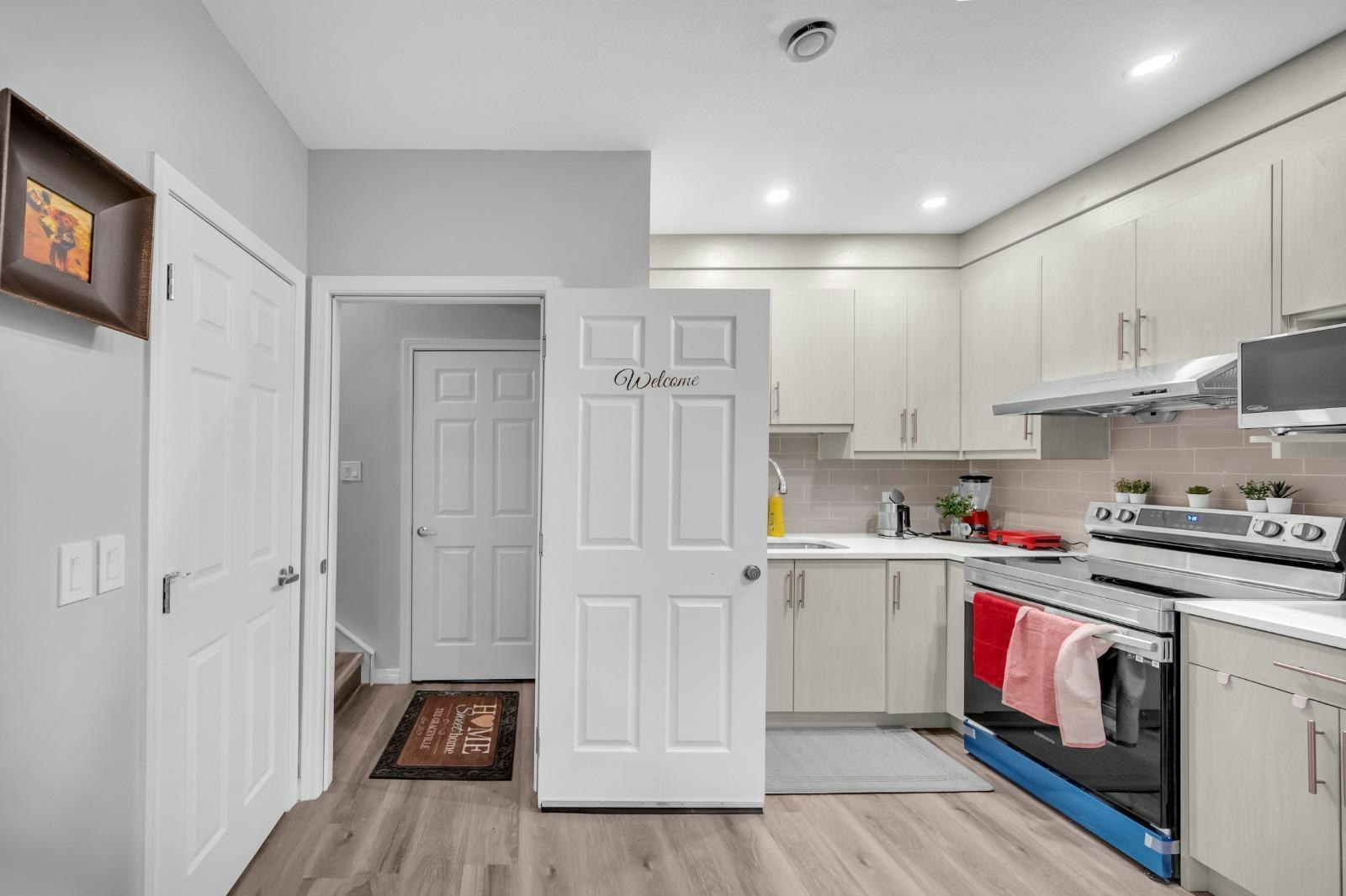 124 Savanna Gardens Northeast, Calgary, AB, T3J 2E5 - 4