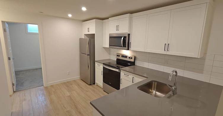 332 Hotchkiss Drive Southeast, Calgary, AB, T3S 0J9 - 5