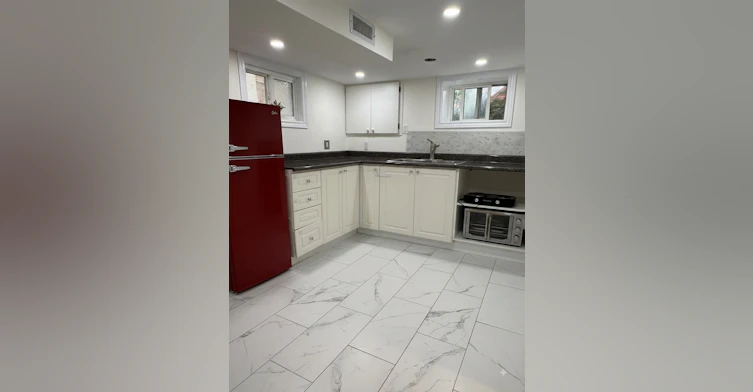 1-15 Nickle Street, Toronto, ON, M6M 2H7 - 4