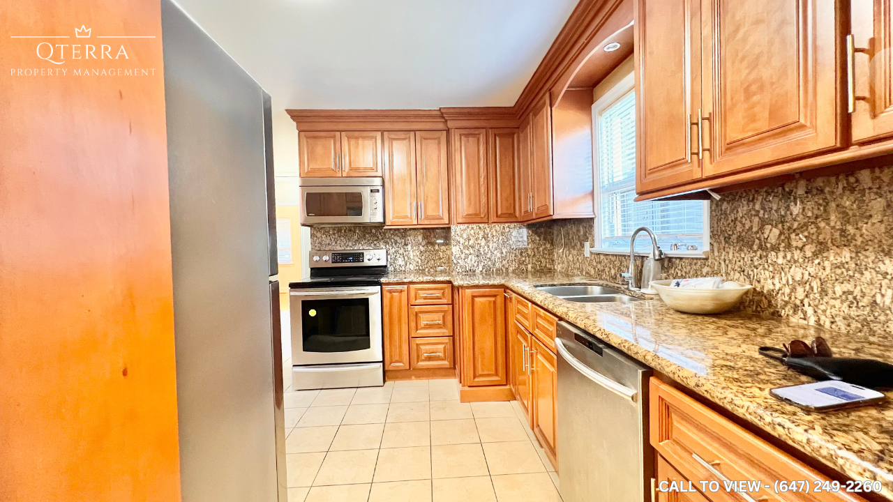1-5 Dixon Road, Toronto, ON, M9P 2K9 - 5