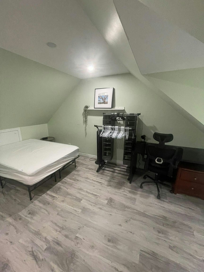 Main-74 Mcdougall Road, Waterloo, ON, N2L 2W5 - 9