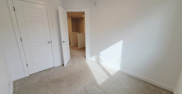 4677 177 Avenue Northwest, Edmonton, AB, T5Y 4G4 - 10