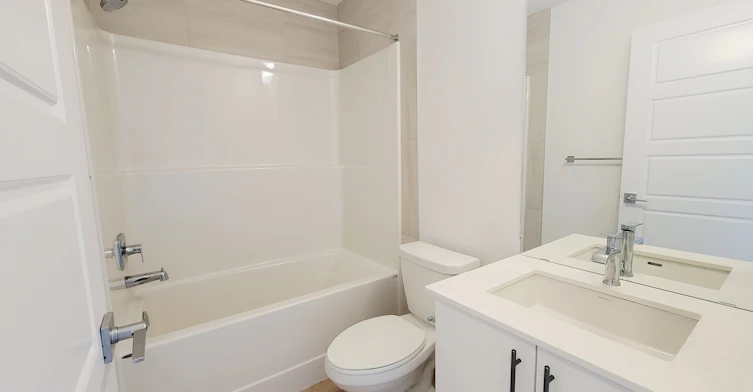 4677 177 Avenue Northwest, Edmonton, AB, T5Y 4G4 - 17