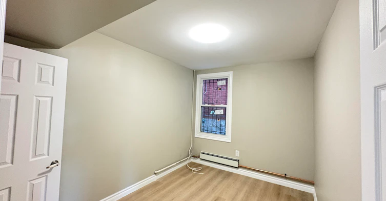 19 Westinghouse Avenue, Hamilton, ON, L8L 6E4 - 11