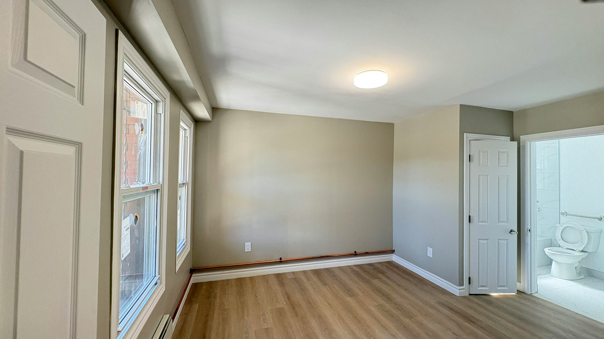19 Westinghouse Avenue, Hamilton, ON, L8L 6E4 - 3