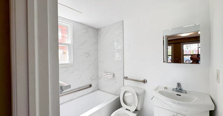 19 Westinghouse Avenue, Hamilton, ON, L8L 6E4 - 5