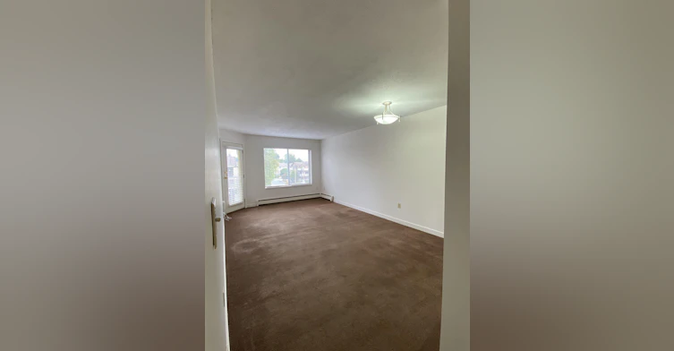 307-33379 Mayfair Avenue, Abbotsford, BC, V2S 7E1 - 4