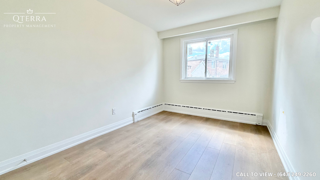 1-10 Lapp Street, Toronto, ON, M6N 3W6 - 9