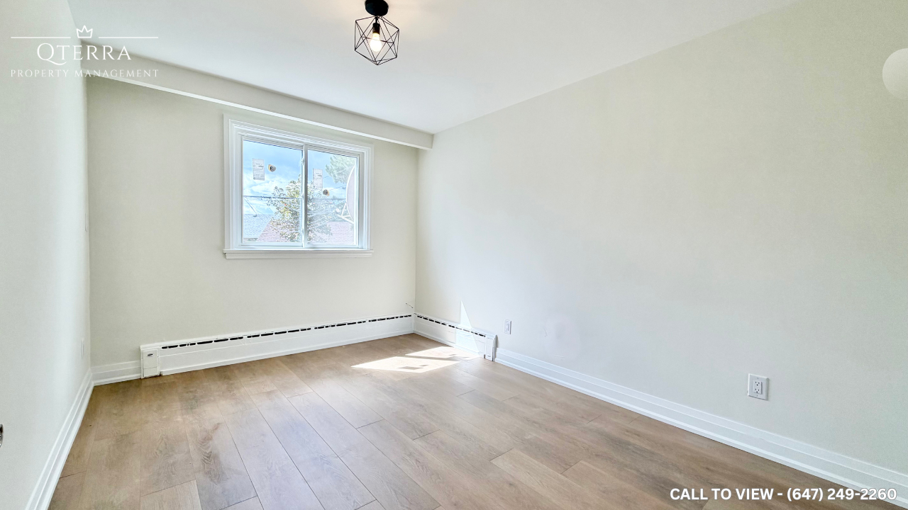 1-10 Lapp Street, Toronto, ON, M6N 3W6 - 8