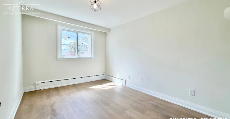 1-10 Lapp Street, Toronto, ON, M6N 3W6 - 8