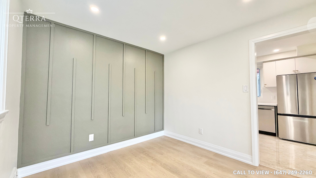 1-10 Lapp Street, Toronto, ON, M6N 3W6 - 7