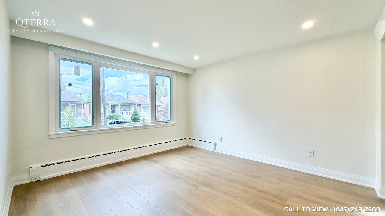 1-10 Lapp Street, Toronto, ON, M6N 3W6