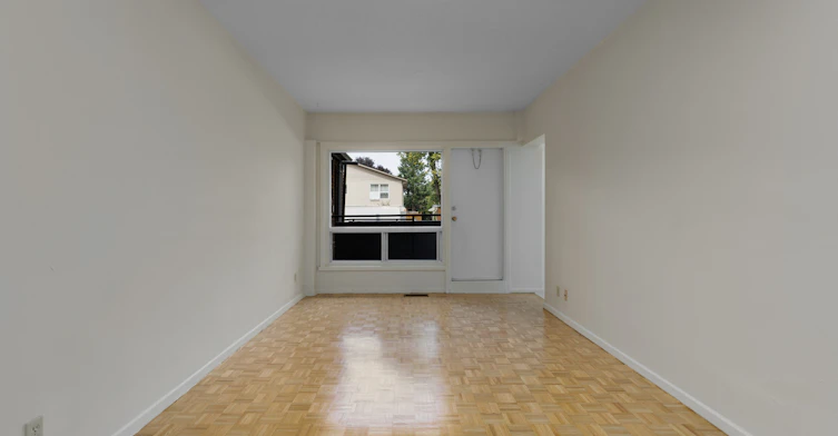 3 Hogan Street, Ottawa, ON, K2E 5E8 - 5