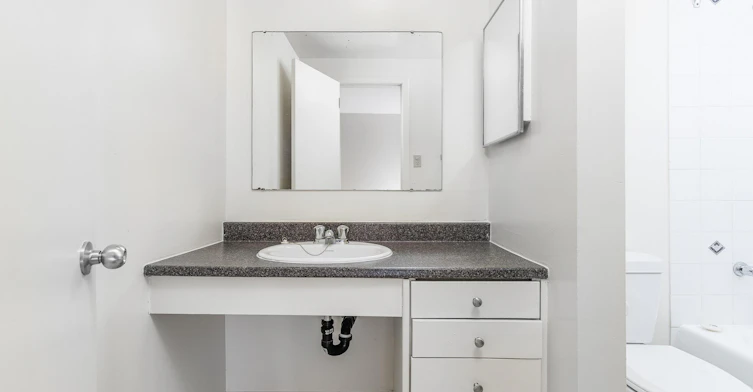 3 Hogan Street, Ottawa, ON, K2E 5E8 - 12