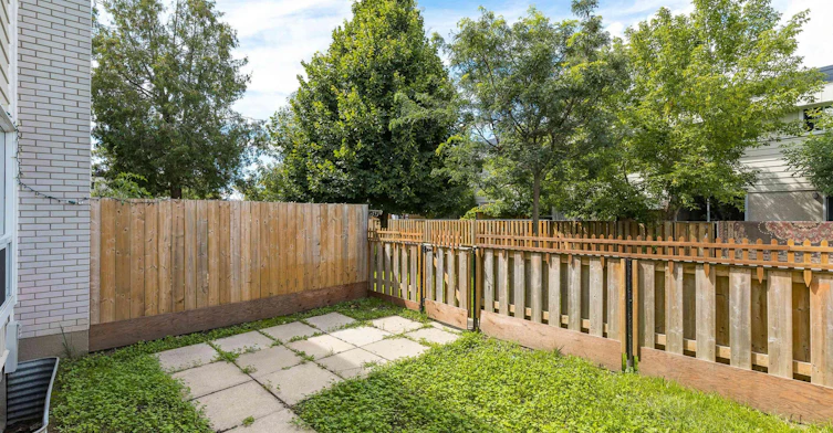 3 Hogan Street, Ottawa, ON, K2E 5E8 - 15