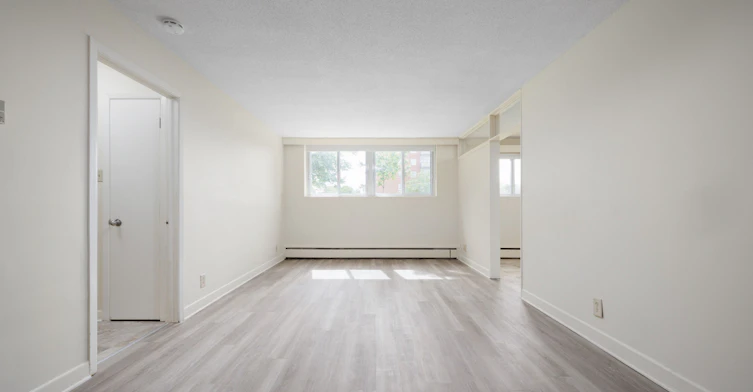 3 Hogan Street, Ottawa, ON, K2E 5E8 - 7
