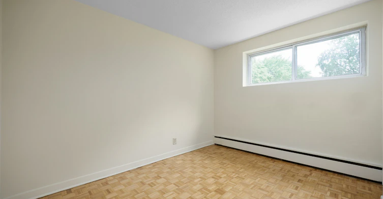 3 Hogan Street, Ottawa, ON, K2E 5E8 - 10