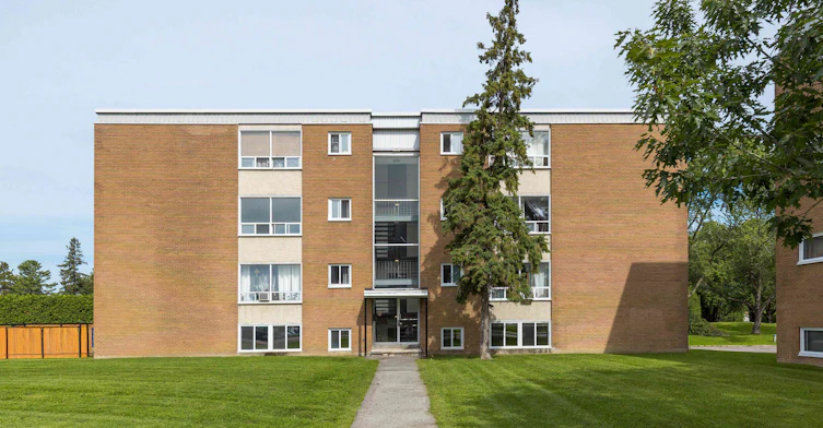 3 Hogan Street, Ottawa, ON, K2E 5E8 - 6