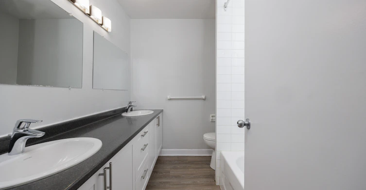3 Hogan Street, Ottawa, ON, K2E 5E8 - 10