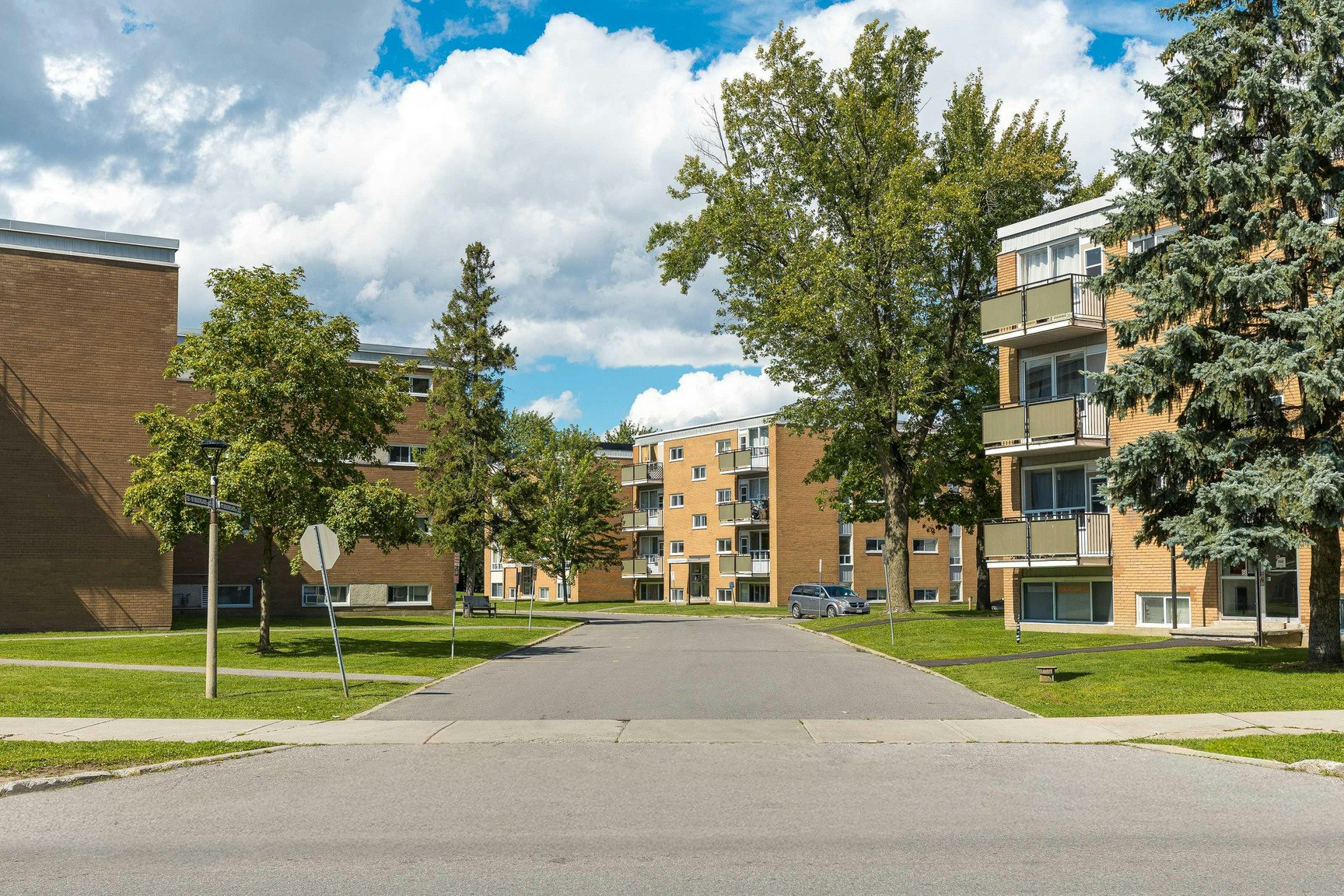 3 Hogan Street, Ottawa, ON, K2E 5E8 - 4
