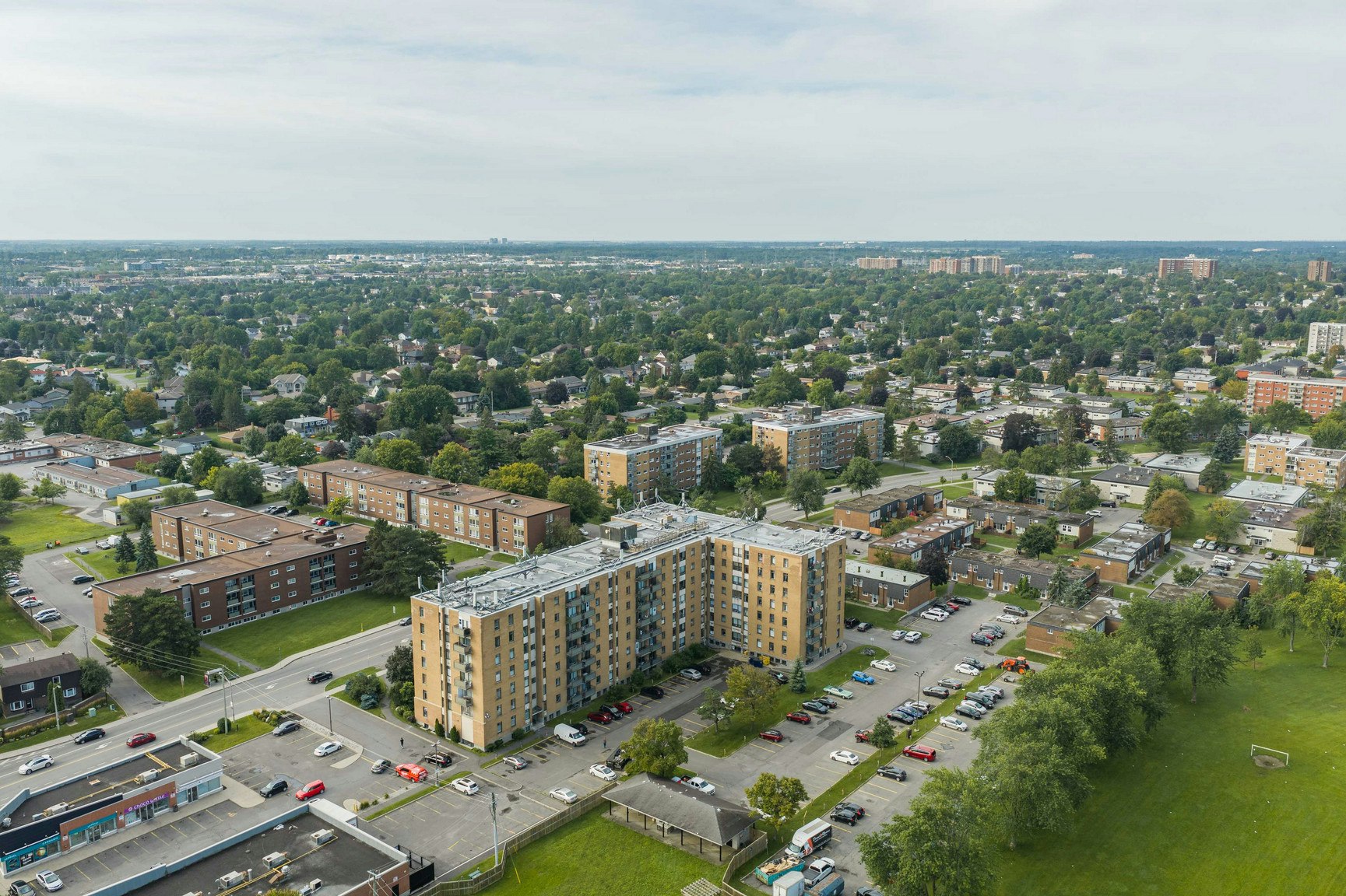 3 Hogan Street, Ottawa, ON, K2E 5E8