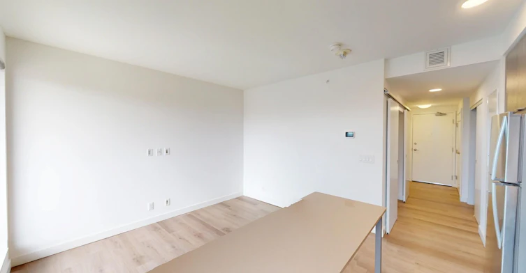 123 4th Street NE, Calgary, AB, T2E 8K3 - 3