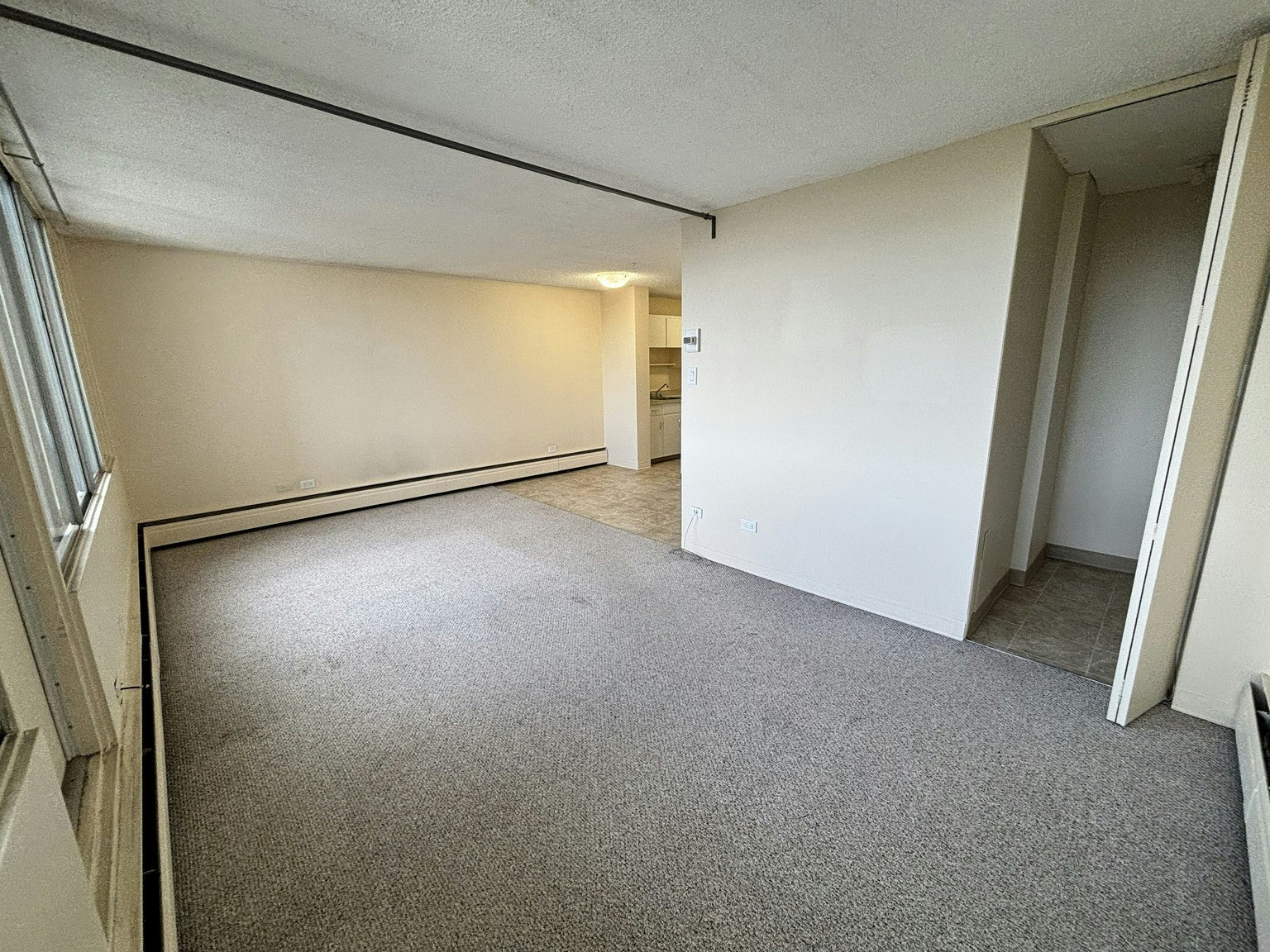 10101 Saskatchewan Drive Northwest, Edmonton, AB, T6E 4R6 - 3