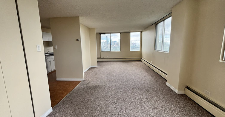 10101 Saskatchewan Drive Northwest, Edmonton, AB, T6E 4R6 - 6