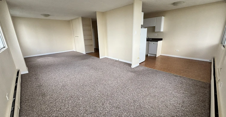10101 Saskatchewan Drive Northwest, Edmonton, AB, T6E 4R6 - 5