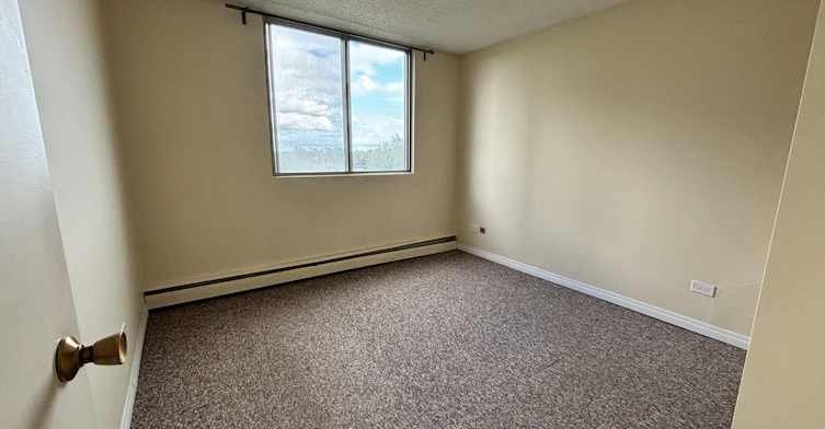 10101 Saskatchewan Drive Northwest, Edmonton, AB, T6E 4R6 - 15
