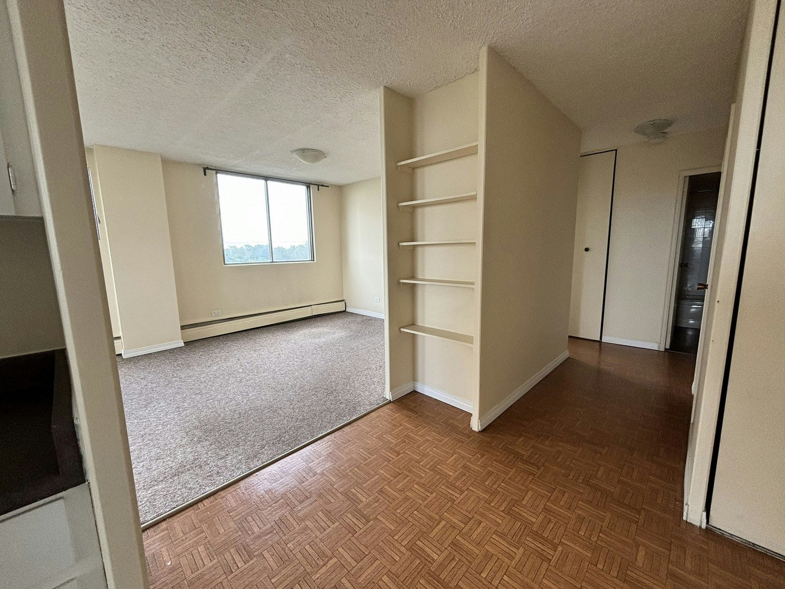 10101 Saskatchewan Drive Northwest, Edmonton, AB, T6E 4R6 - 14