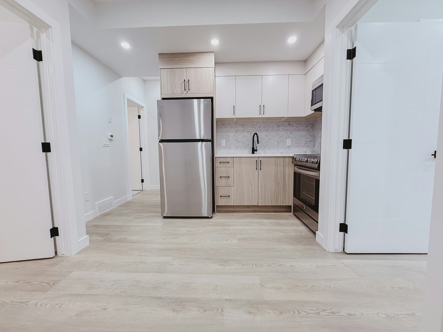 3920 77 Street, Calgary, AB, T3B 2N5 - 3