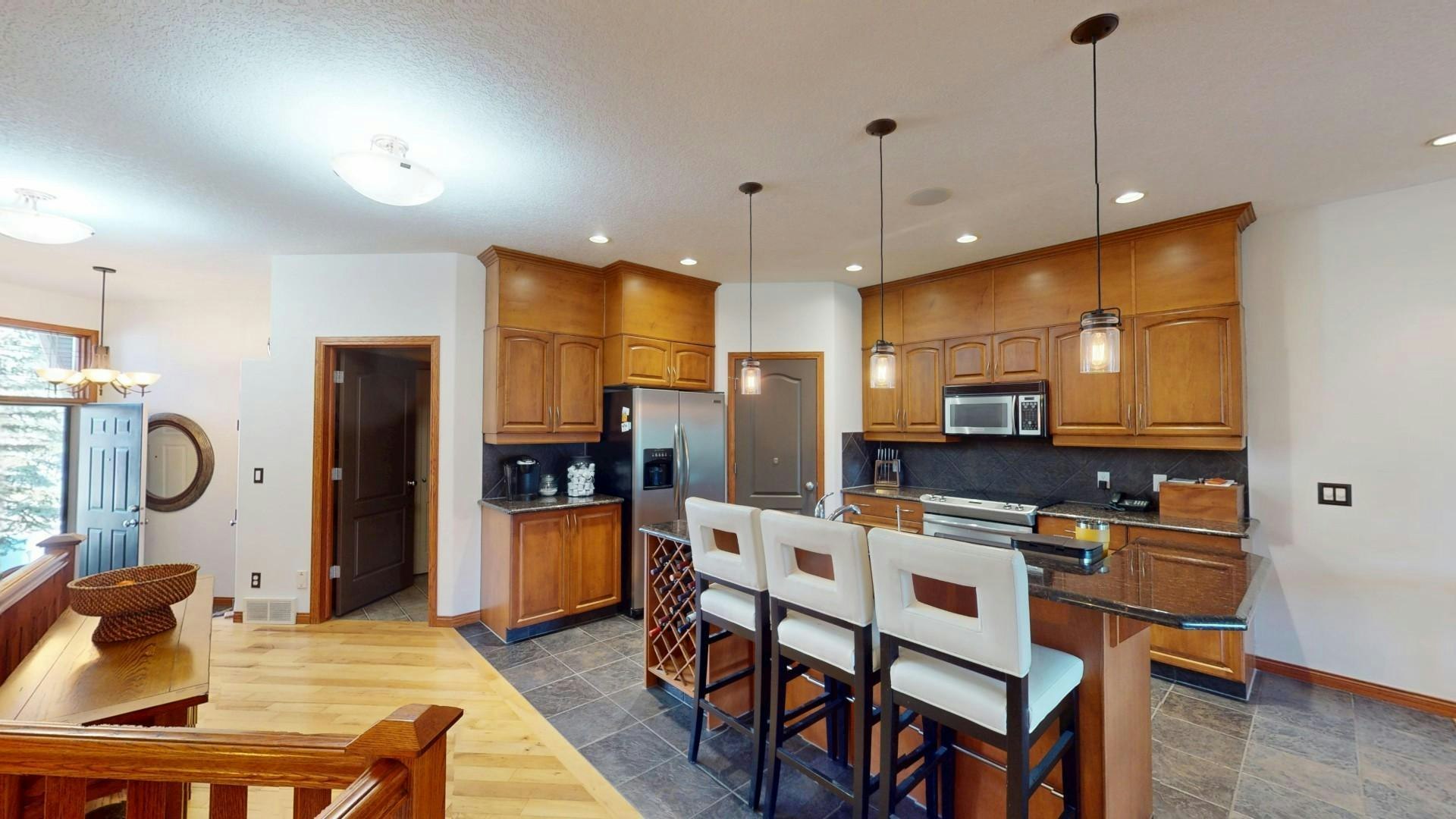 209 Everglade Way Sw, Calgary, AB, T2Y 4N2