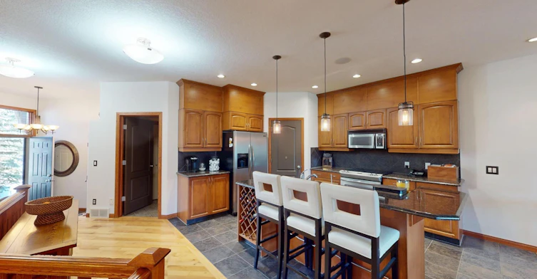 209 Everglade Way Sw, Calgary, AB, T2Y 4N2