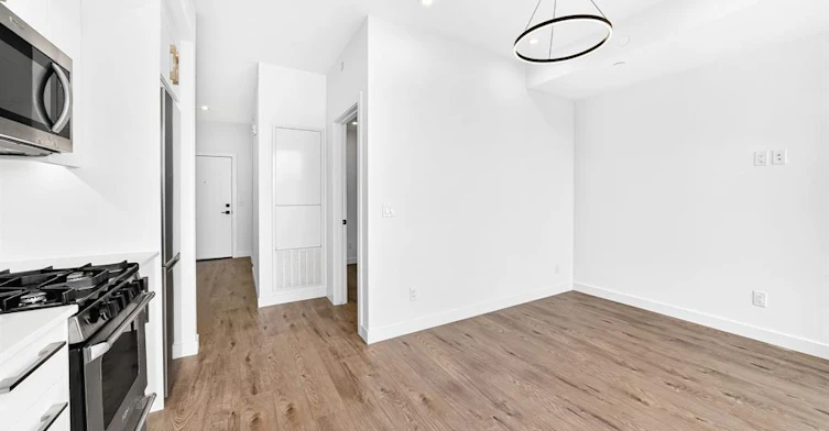 826-110 18a Street Northwest, Calgary, AB, T2N 5G5 - 8