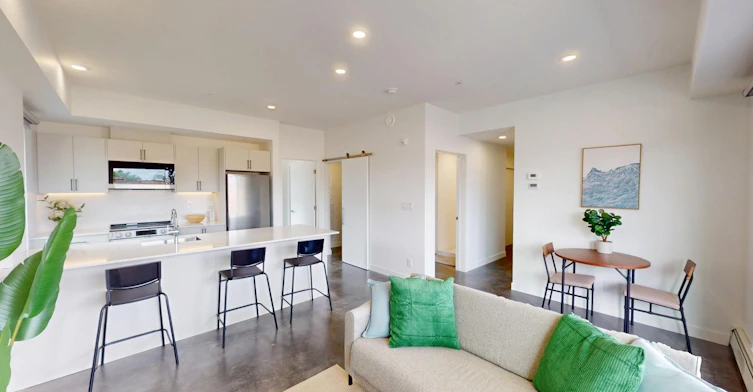 1431 9 Avenue SE, Calgary, AB, T2G 0T4 - 3