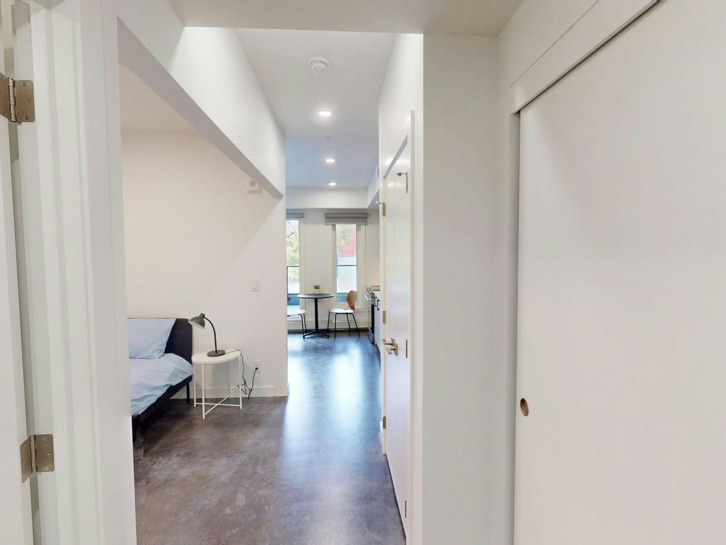 1431 9 Avenue SE, Calgary, AB, T2G 0T4 - 40