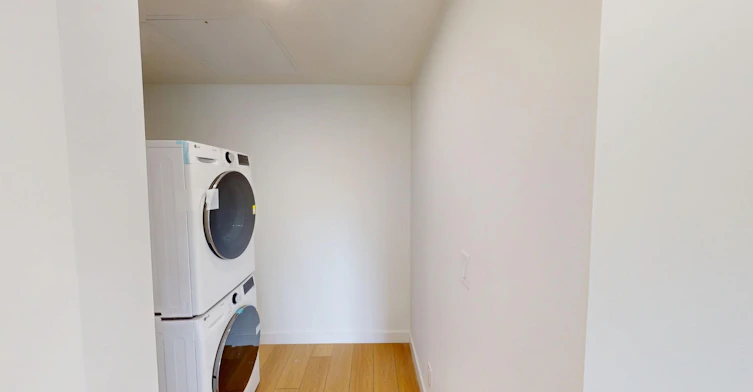 1431 9 Avenue SE, Calgary, AB, T2G 0T4 - 31