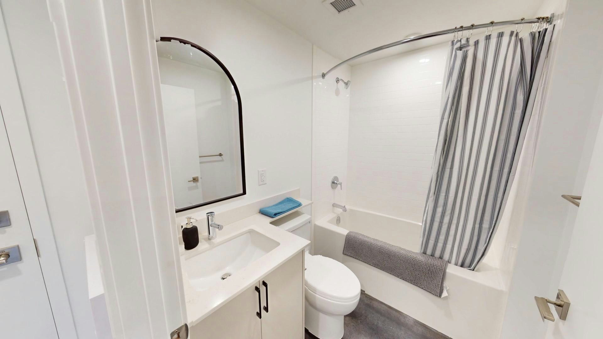1431 9 Avenue SE, Calgary, AB, T2G 0T4 - 41