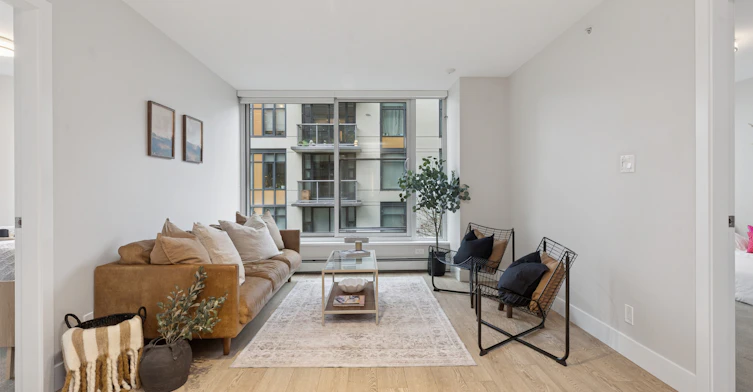 1783 Manitoba Street, Vancouver, BC, V5Y 0K1 - 2