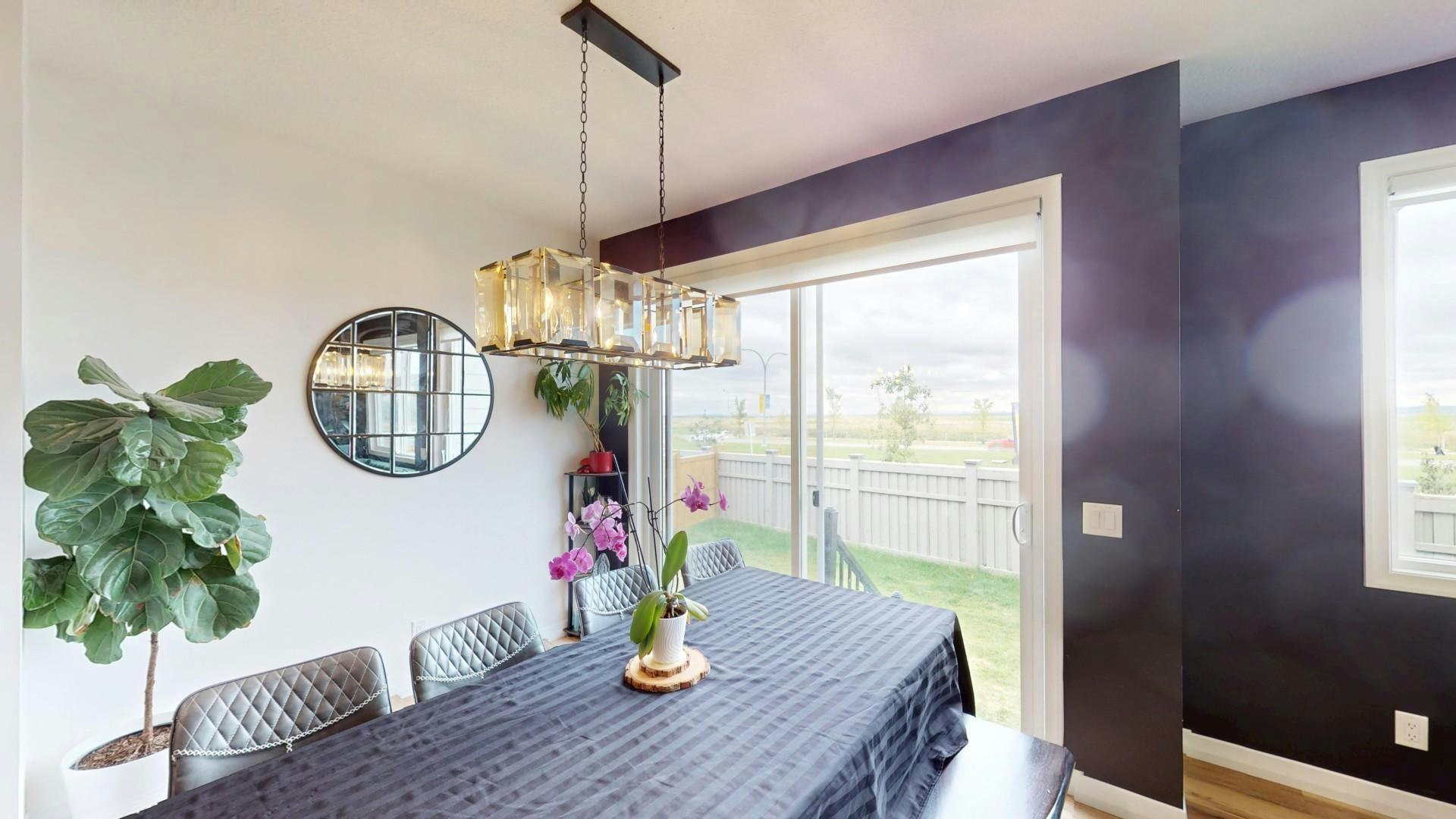 228 Magnolia Crescent Upper, Calgary, AB, T3M 3S4 - 3