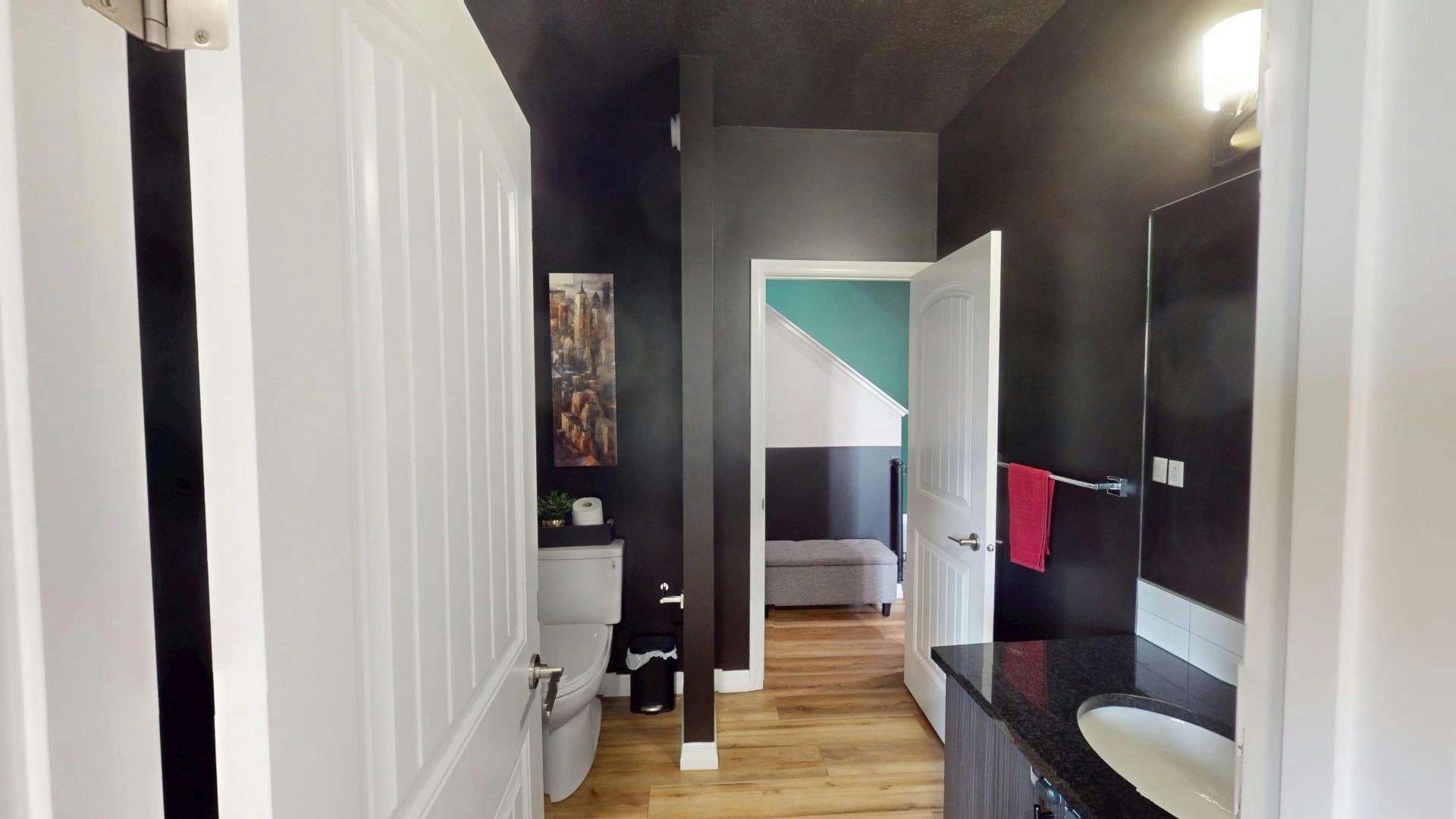 228 Magnolia Crescent Upper, Calgary, AB, T3M 3S4 - 13