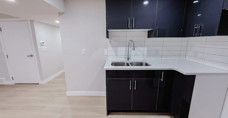 Lower-612 56 Avenue Southwest, Calgary, AB, T2V 0G8 - 4