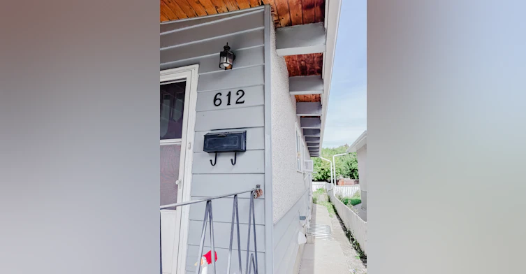 Lower-612 56 Avenue Southwest, Calgary, AB, T2V 0G8 - 2