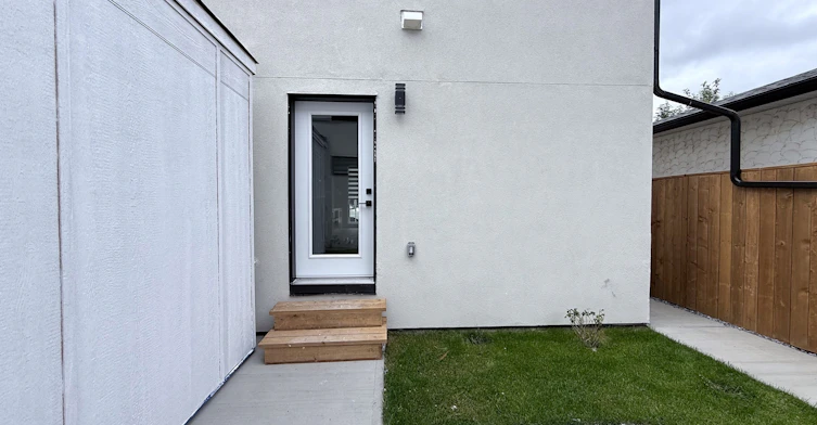 3920 77 Street, Calgary, AB, T3B 2N5 - 20