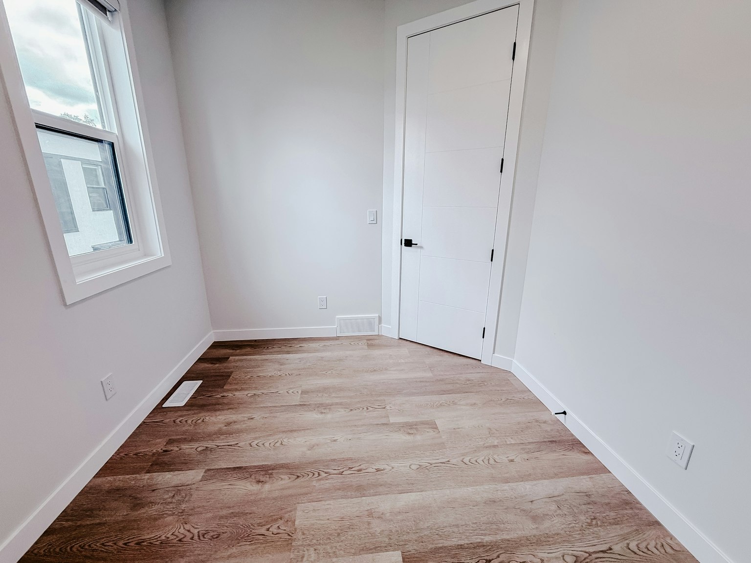 3920 77 Street, Calgary, AB, T3B 2N5 - 15