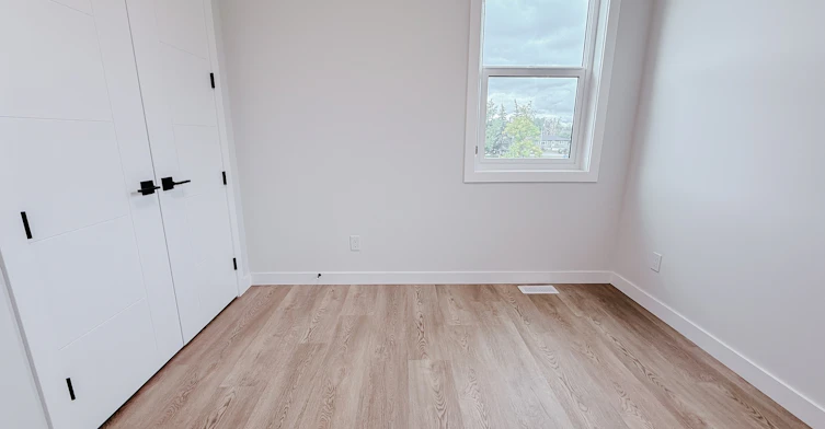3920 77 Street, Calgary, AB, T3B 2N5 - 10