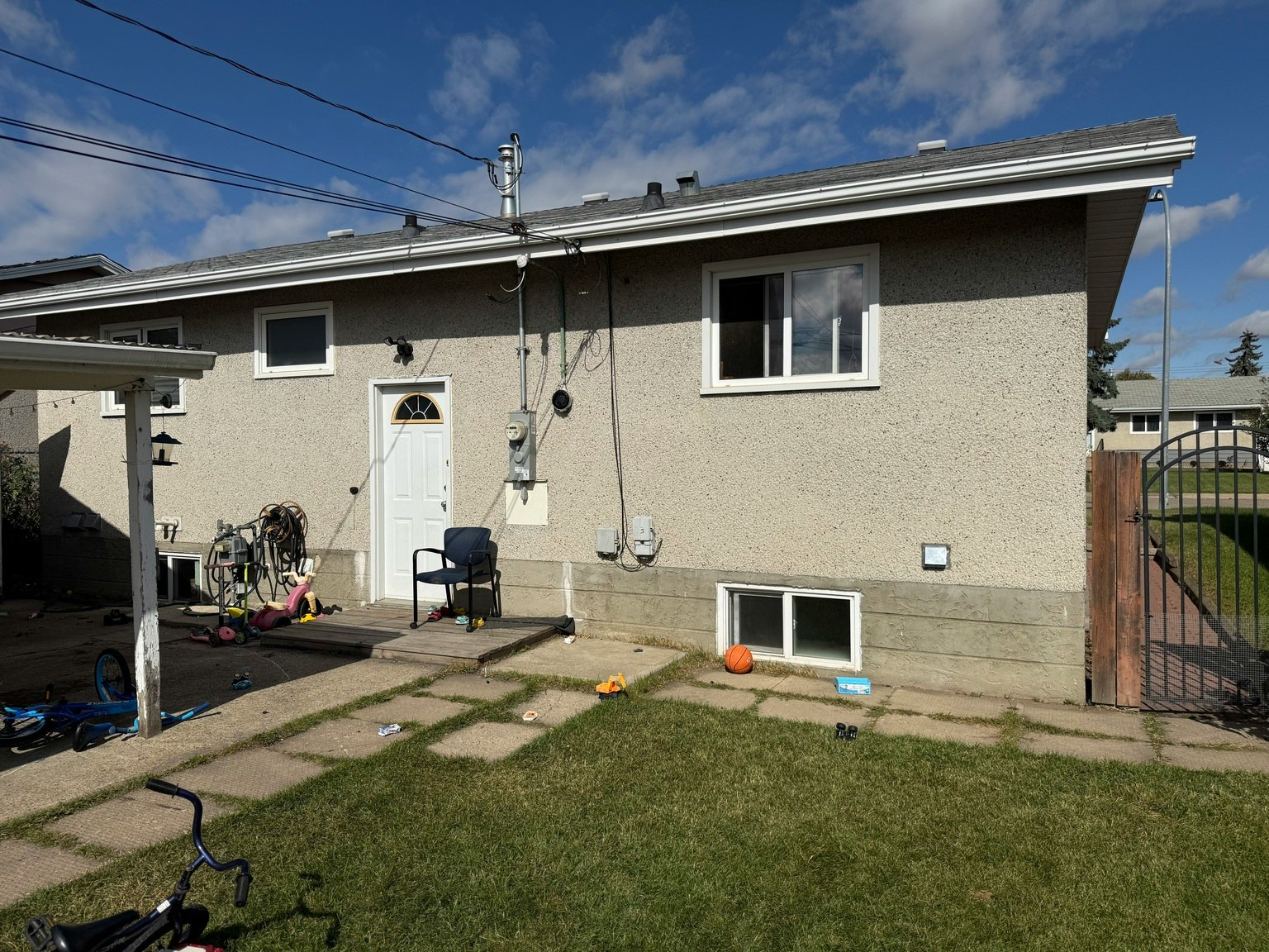 6011 131a Avenue Nw, Edmonton, AB, T5A 0H8 - 18