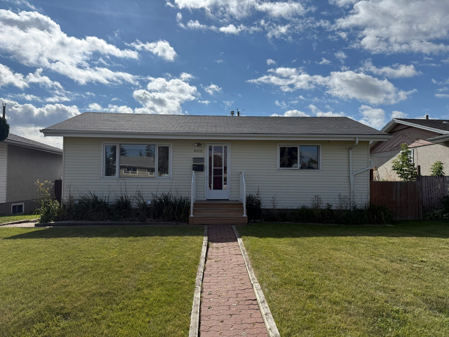 6011 131a Avenue Nw, Edmonton, AB, T5A 0H8
